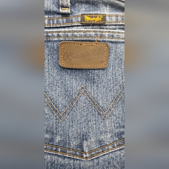 38X32 MENS WRANGLER JEANS - Picture 2 of 9